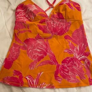 Women’s athleta swim top